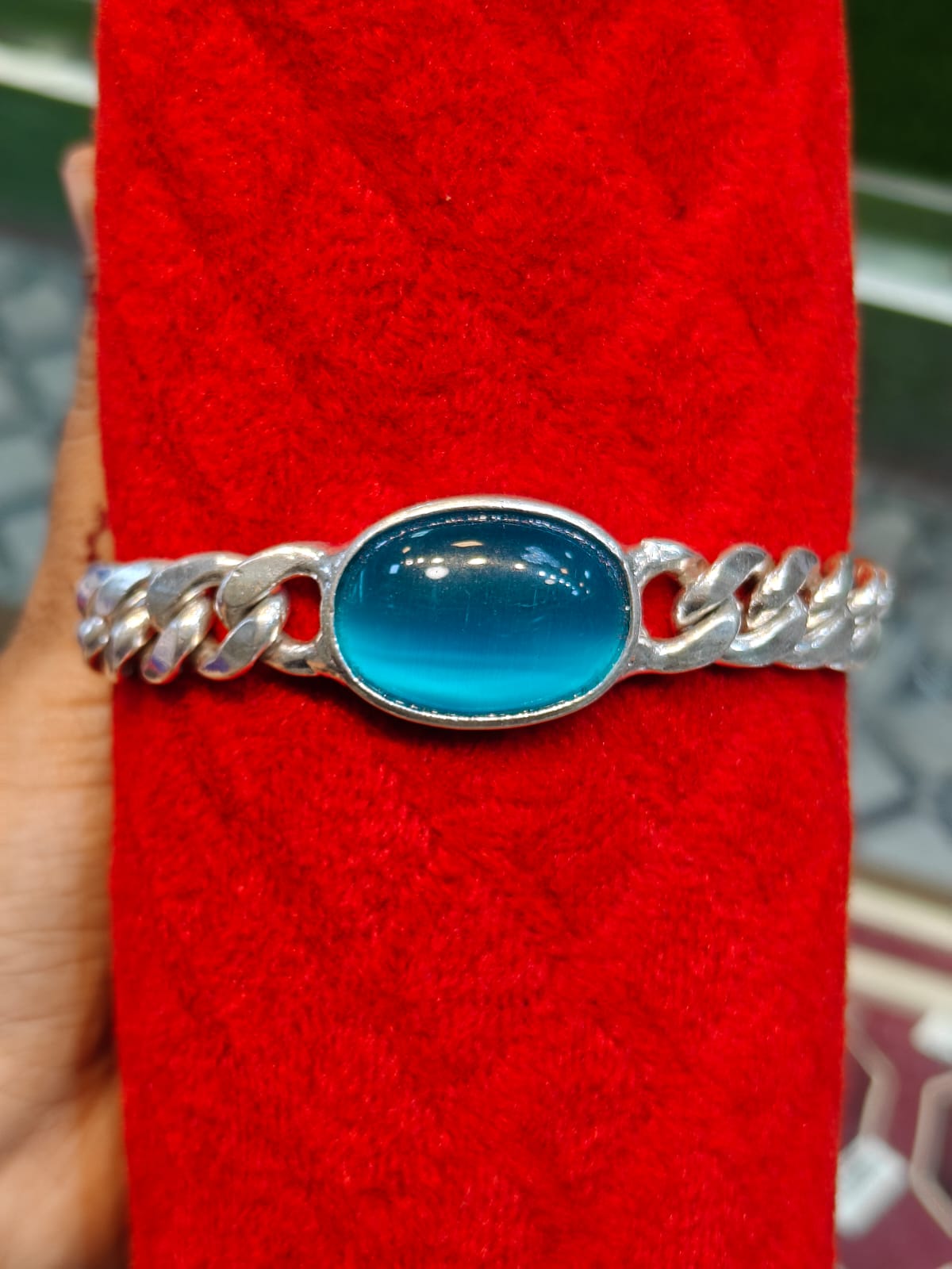 Bracelate