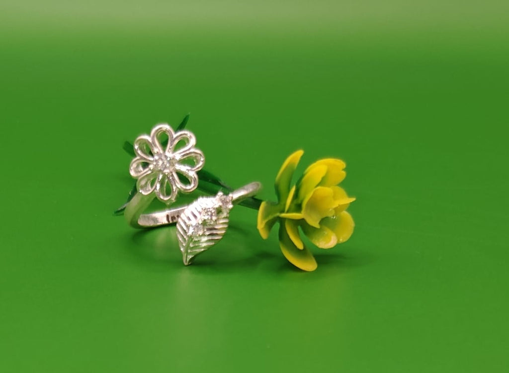 Aabha Flower & Leaf Silver Ring